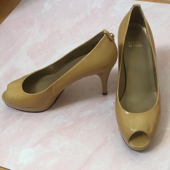 Stuart Weitzman nude patent leather platform heel - Picture 1 of 11